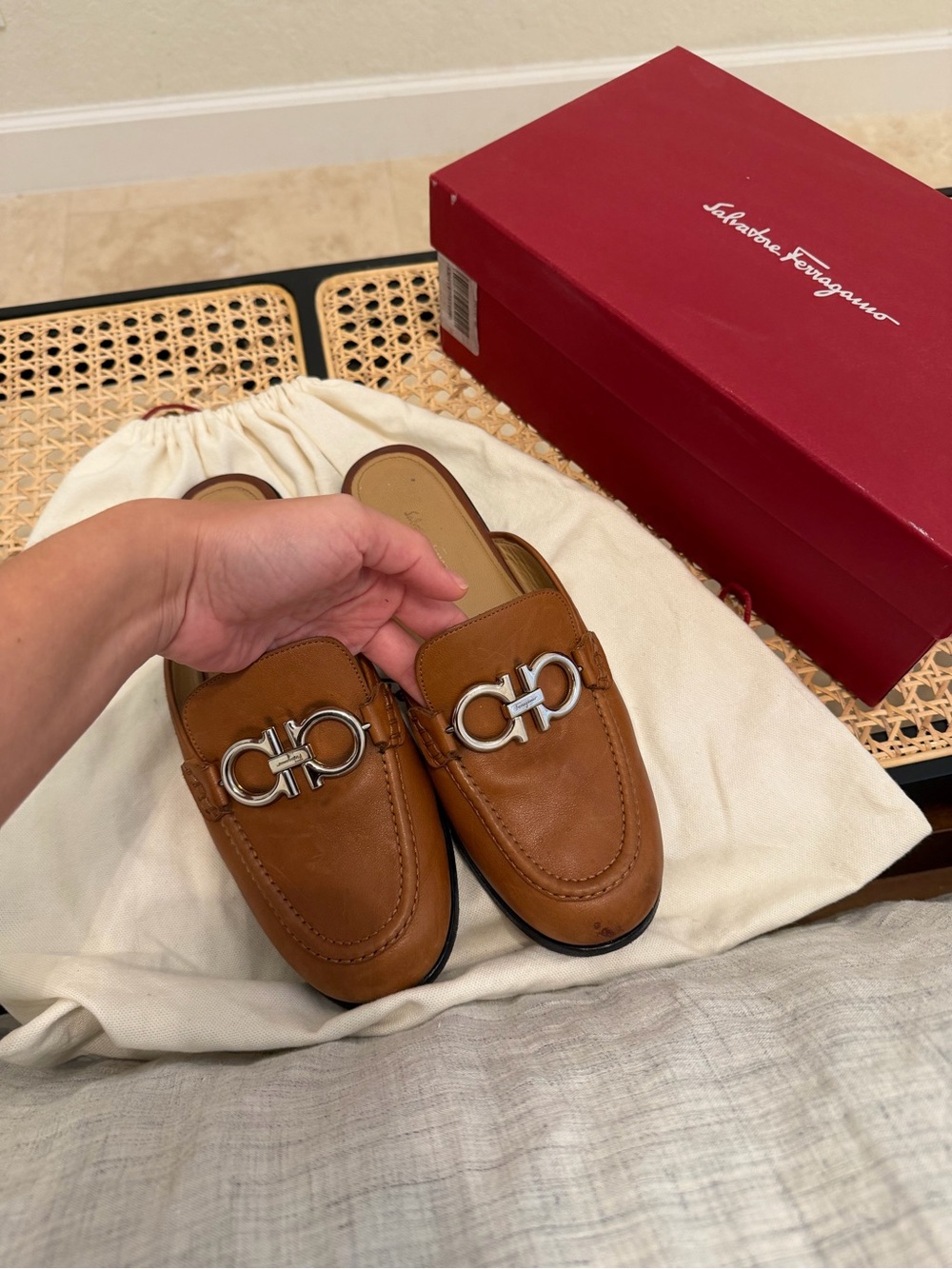 Salvatore Ferragamo Leather Gancici Mules - Picture 4 of 7